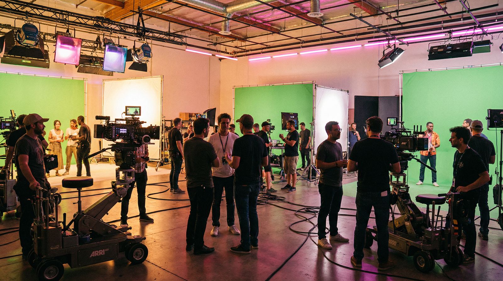 关于草莓视频影视传媒